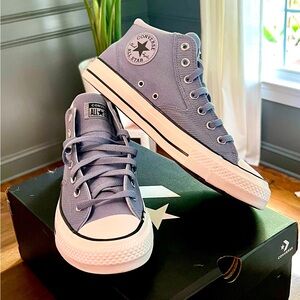 Converse Unisex Chuck Taylor All Star Malden Mid Canvas. Blue Size: 10 Men’s
